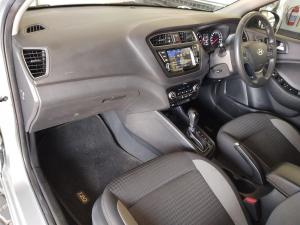 Hyundai i20 1.4 Fluid auto - Image 6