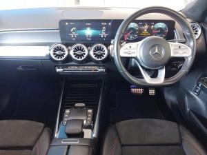Mercedes-Benz GLB GLB220d 4Matic AMG Line - Image 12