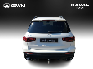 Mercedes-Benz GLB GLB220d 4Matic AMG Line - Image 17