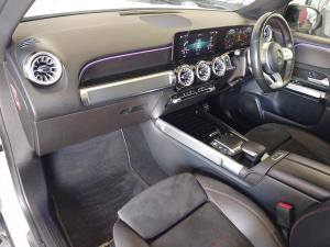 Mercedes-Benz GLB GLB220d 4Matic AMG Line - Image 8