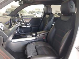 Mercedes-Benz GLB GLB220d 4Matic AMG Line - Image 9
