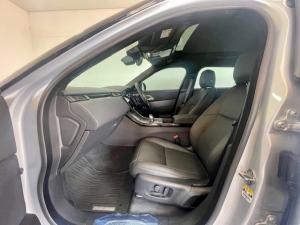 Land Rover Range Rover Velar D300 Dynamic SE - Image 12