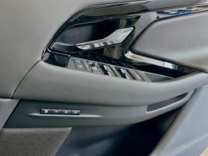 Land Rover Range Rover Evoque D200 Autobiography - Image 10