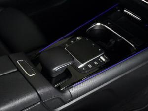 Mercedes-Benz GLA GLA200 - Image 13