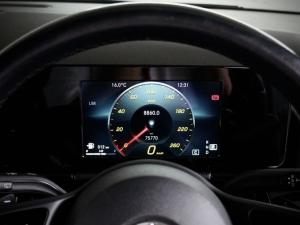 Mercedes-Benz GLA GLA200 - Image 14