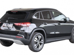 Mercedes-Benz GLA GLA200 - Image 3