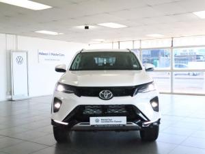 Toyota Fortuner 2.4GD-6 4x4 - Image 8
