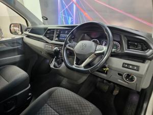 Volkswagen Transporter 2.0BiTDI Kombi SWB Trendline Plus 4Motion - Image 4