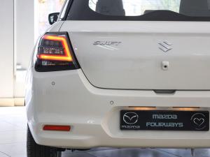 Suzuki Swift 1.2 GL+ auto - Image 24