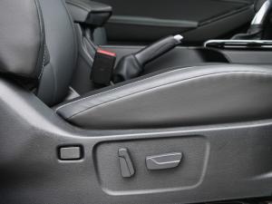 Isuzu D-Max 3.0TD double cab V-Cross - Image 17