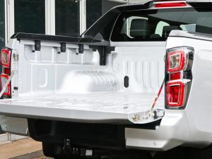 Isuzu D-Max 3.0TD double cab V-Cross - Image 21