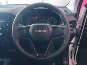 Isuzu D-Max 1.9TD double cab L auto - Image 11
