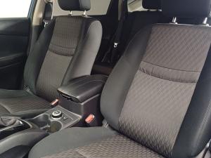 Nissan X-Trail 2.5 4x4 Acenta Tech - Image 13