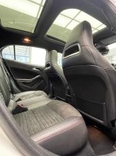 Mercedes-Benz GLA GLA200 - Image 10