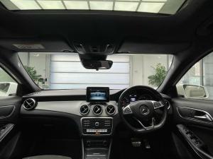 Mercedes-Benz GLA GLA200 - Image 14