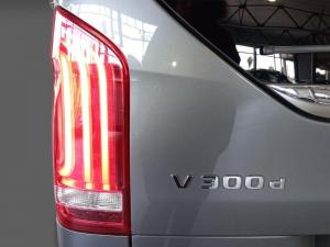 Mercedes-Benz V-Class V300d Exclusive - Image 20