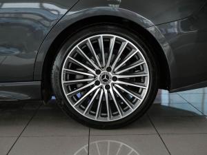 Mercedes-Benz C-Class C200 Avantgarde - Image 10