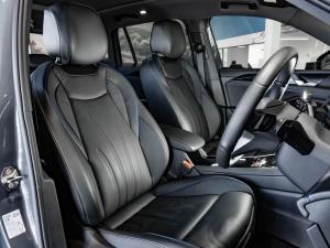 Volkswagen Tiguan 2.0TDI R-Line 4Motion - Image 9