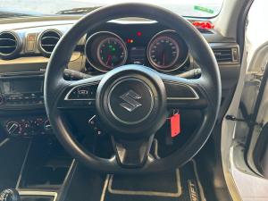 Suzuki Swift 1.2 GL manual - Image 12