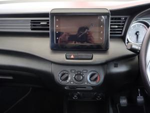 Toyota Rumion 1.5 SX manual - Image 10
