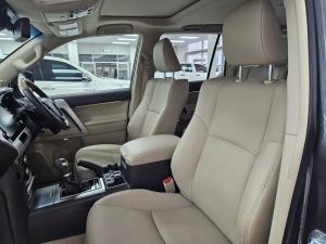 Toyota Land Cruiser Prado 2.8GD VX-L - Image 17