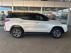 Toyota Fortuner 2.8GD-6 4x4 VX - Image 3