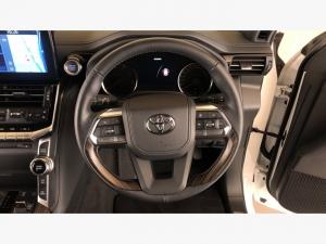 Toyota Land Cruiser 300 3.3D ZX - Image 8