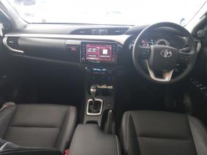 Toyota Hilux 2.8GD-6 48V double cab Raider - Image 6