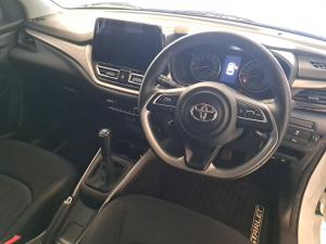 Toyota Starlet 1.5 XR manual - Image 6