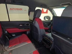 Toyota Land Cruiser 300 3.5T ZX - Image 11