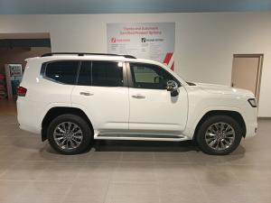 Toyota Land Cruiser 300 3.5T ZX - Image 3