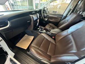 Toyota Fortuner 2.4GD-6 auto - Image 7