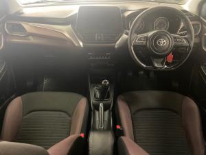 Toyota Starlet Cross 1.5 XS manual - Image 6