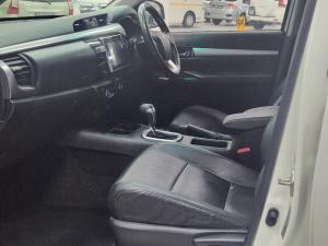 Toyota Hilux 2.8GD-6 double cab 4x4 Raider auto - Image 7