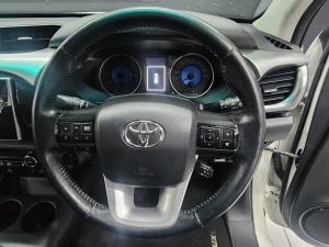 Toyota Hilux 2.8GD-6 double cab 4x4 Raider auto - Image 8