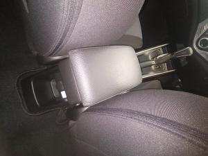 Toyota Starlet 1.4 XR auto - Image 12