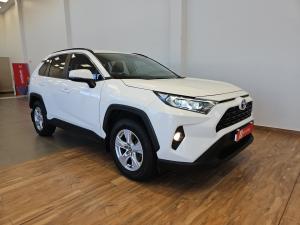 Toyota RAV4 2.0 GX auto - Image 1