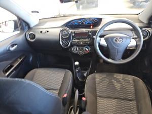 Toyota Etios Cross 1.5 Xs - Image 8