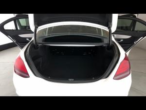 Mercedes-Benz C-Class C220d - Image 18