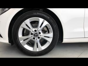 Mercedes-Benz C-Class C220d - Image 19