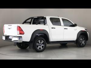 Toyota Hilux 2.4GD-6 double cab 4x4 Raider X auto - Image 2