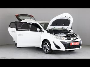 Toyota Yaris 1.5 Xs auto - Image 14