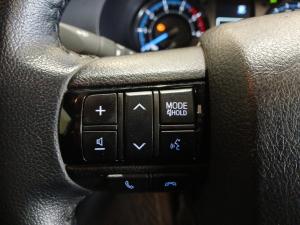 Toyota Hilux 2.8GD-6 Xtra cab 4x4 Legend auto - Image 9