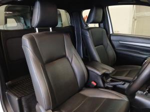 Toyota Hilux 2.8GD-6 Xtra cab 4x4 Legend auto - Image 16