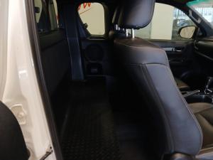 Toyota Hilux 2.8GD-6 Xtra cab 4x4 Legend auto - Image 17