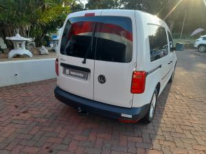 Volkswagen Caddy Maxi 2.0TDI Trendline - Image 2