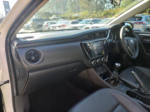 Toyota Corolla 1.3 Prestige - Image 7