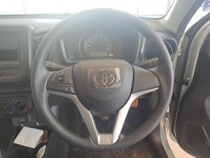 Toyota Vitz 1.0 - Image 8