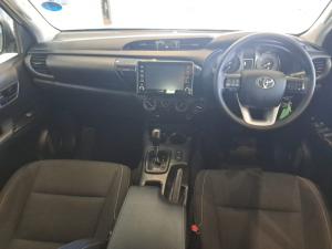 Toyota Hilux 2.4 GD-6 Raider 4X4 automaticD/C - Image 6
