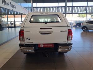 Toyota Hilux 2.4 GD-6 Raider 4X4 automaticD/C - Image 5